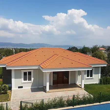 Country Sunrise Villa *